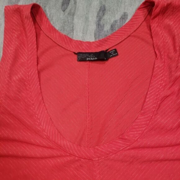 Prana Top Womens Small Red Sleeveless‎ Tank Top - Picture 3 of 6